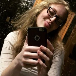 Meet your Posher, Anna